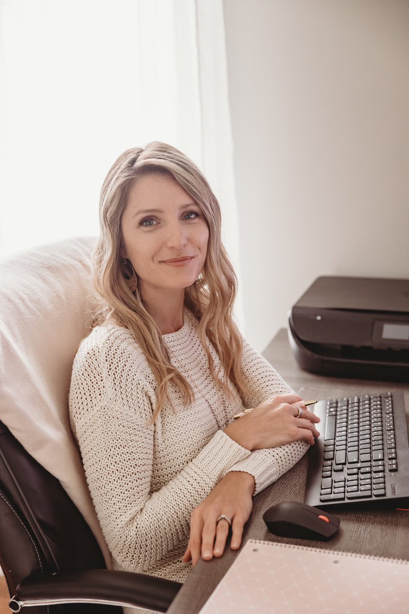 HelloBossGirl's tweet image. If you’ve been thinking lately about how to monetize your business blog, check out Episode 97 of the Power Your Platform Podcast at tinyurl.com/yfdebtsf or download on your favourite podcasting app. 

Thanks to my guest, boss girl Karen Whitfield, for sharing her insights!