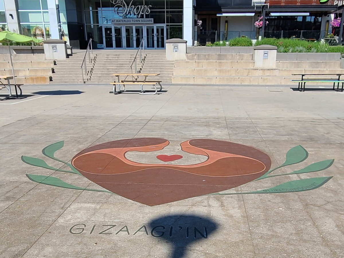 In honour of National Indigenous Peoples Day, the City again partnered with Indigenous artist Luke Swinson, for a new mural in the Uptown Square!
Learn more about Luke, the mural and the meaning of GIZAAGI'IN from the artist:
youtube.com/watch?v=WmQUnj…