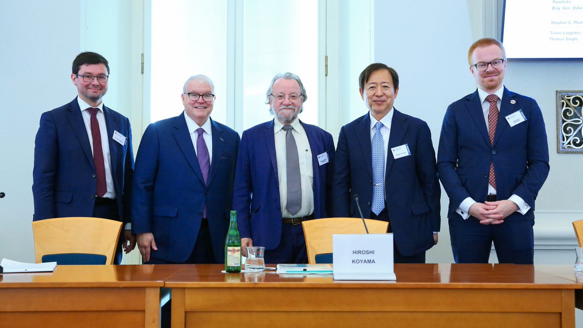 📡@ESPIspace Director Jean-Jacques Tortora moderated a discussion about industry perspective on expanding allied partnerships. Speakers: @KoberaVaclav @min_dopravy, Kevin O’Connell @rising_space, Hiroshi Koyama, Mitsubishi Electric Corporation, and Jaroslaw Jaworski @RedwireSpace