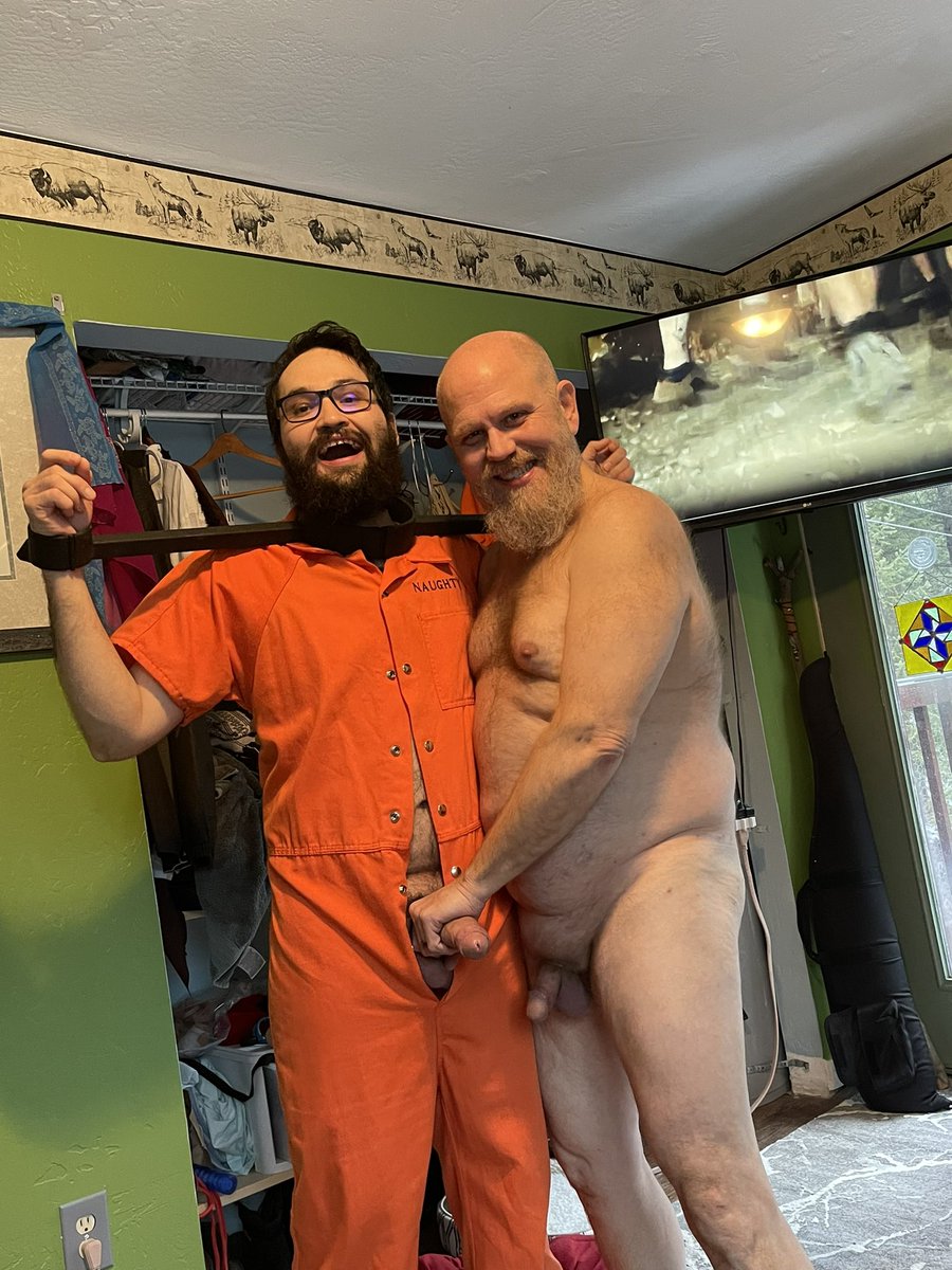 DoubleJRN's tweet photo. @2BearzMT &amp; @fuzzypikklez  #Caught this #Domtop red handed!  #daddybear #beard #bear #gaybear https://t.co/Mg2GoVPF5S