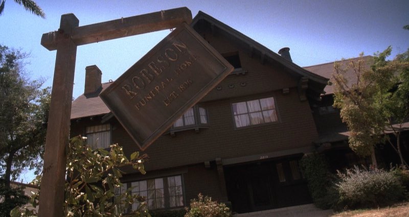 The Robeson house from ‘The People Under the Stairs’ is located in LA, California. #HorrorMovies #wescraven #onset #filmlocations #filmtourism #movielocations #FilmTwitter #HorrorCommunity