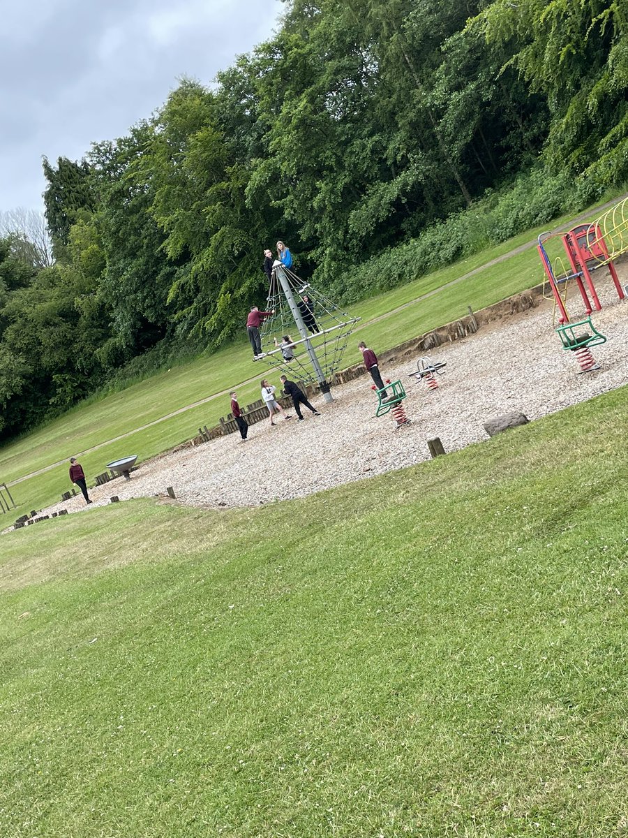 We enjoyed some fun in the sun today down at the valley park with our friends ☀️