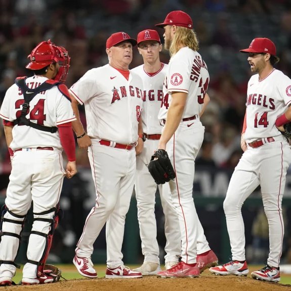 LAAngelsBB's tweet photo. Angels’ Noah Syndergaard allows a pair of 2-run homers in loss to Royals: #Syndergaard gives up homers in his first and last innings, and in between the #Angels produce just two runs against #Royals left-hander #Bubic, sending the Angels to a 6-2 loss. https://t.co/GWCTNq9Put https://t.co/1bE7rb5PrU