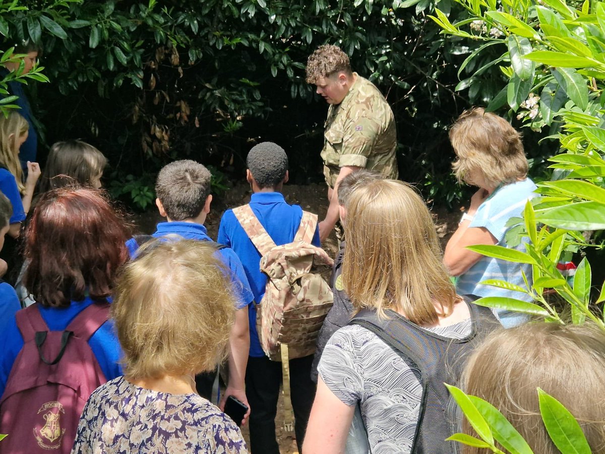 Def_Chef_School's tweet photo. The Wing hosted @BeaufortEng  today for a tour of our Kitchens and Field Training Area, we look forward to their return next month for the filming of their documentary project! #TeamBeaufort @DSLAWorthy_Down @RNLogsjobs @UKArmyLogistics @RAF_Logistics https://t.co/EEXeQv2KUD