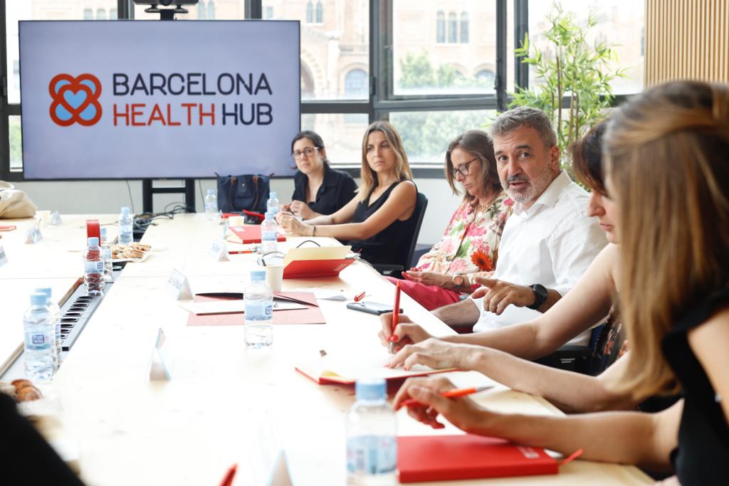 barcelonactiva's tweet photo. Treballem per tancar la bretxa de gènere!🚺

🗣Celebrem la 2a taula rodona 'Dones i Economia', per parlar de la situació de la dona en el sector de la salut.

Hi participen @jaumecollboni, @ewawidlak i @montsebasora, junt amb professionals representants d'aquest àmbit laboral.🩺 https://t.co/mtFuBtsuDV