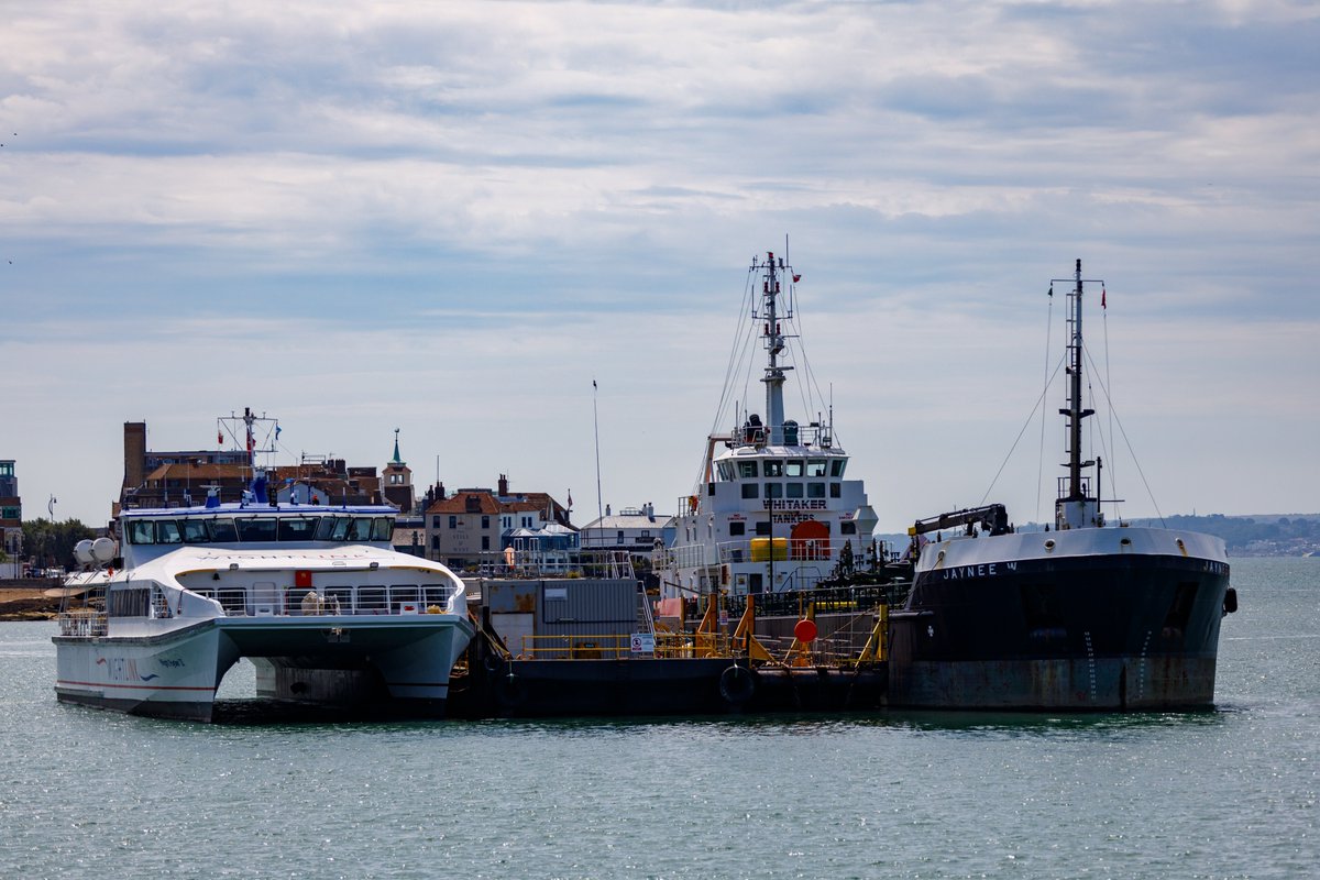 Whitaker Tankers 'Jaynee W' passing the Round Tower inbound to Portsmouth Harbour. 1st customer, Wightlink on the Hulk Moorings. Pictured 21/06/22