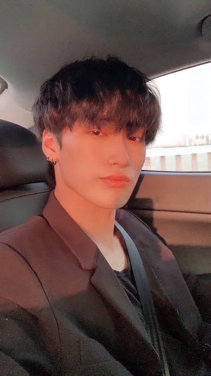 02h555's tweet photo. Love u ๐ค#ateez #SELCADAYS #CHOISAN #atinyselcaday #ATSD https://t.co/GUe1rGCyks
