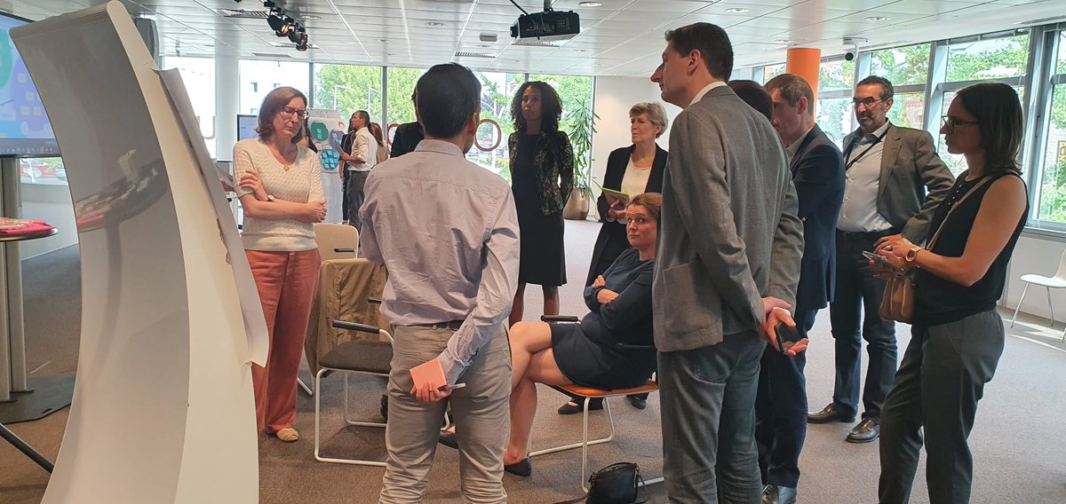 Je ne conçois pas de diriger une entreprise qui ne soit pas responsable. Faire du business oui mais avec impact ! Une responsabilité collective partagée ce matin avec quelques dirigeants <a href="/orange/">Orange</a> lors du Sustainable Business Day #Sustainability