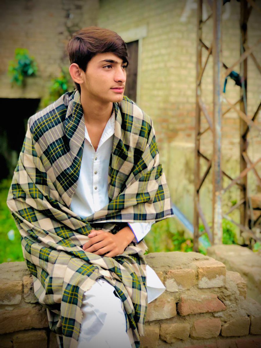 RahiBangash3's tweet photo. #Cousin 🥰 #bestbuddy #beatfriend https://t.co/47VjusJk2M