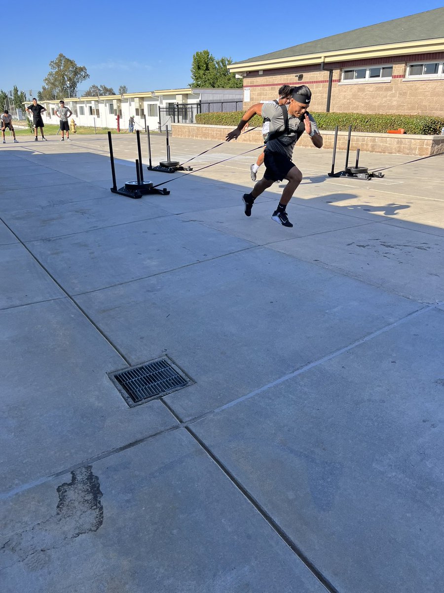 BCThunderFB's tweet image. Some people will just talk about it while others will work for it! #BCBuilt #ZEROExcuses