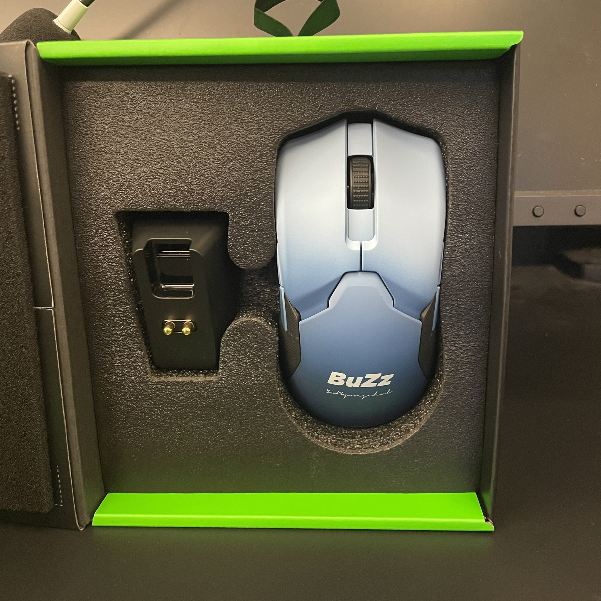 BuZz 🇺🇦 on Twitter: