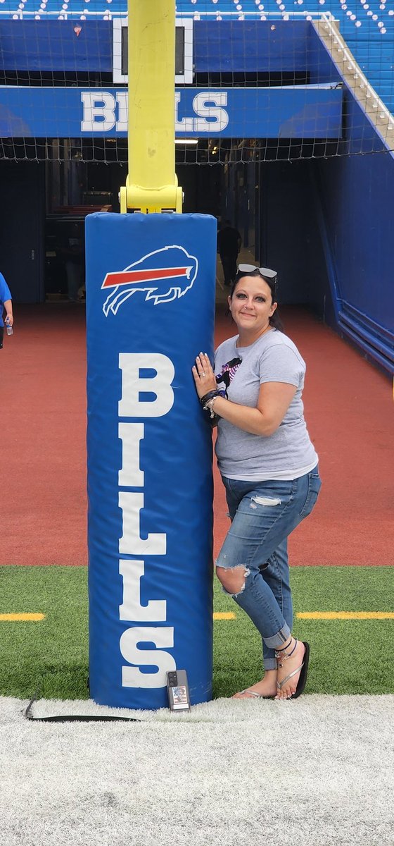 billsbabe9301's tweet photo. ❤️💙❤️💙❤️ https://t.co/u03F5Bv1ZO