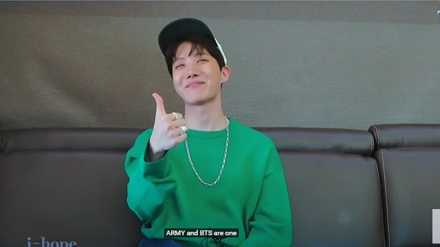 kiss_seven7's tweet photo. #JHOPE: Es un álbum que contiene la historia completa de BTS, pero tu historia también está dentro de este álbum. Para que puedan recordar los momentos que hemos tenido juntos, lo felices que hemos sido y los tiempos que hemos pasado. Espero que les traiga esa felicidad. (+) https://t.co/azhLtL5Pdi