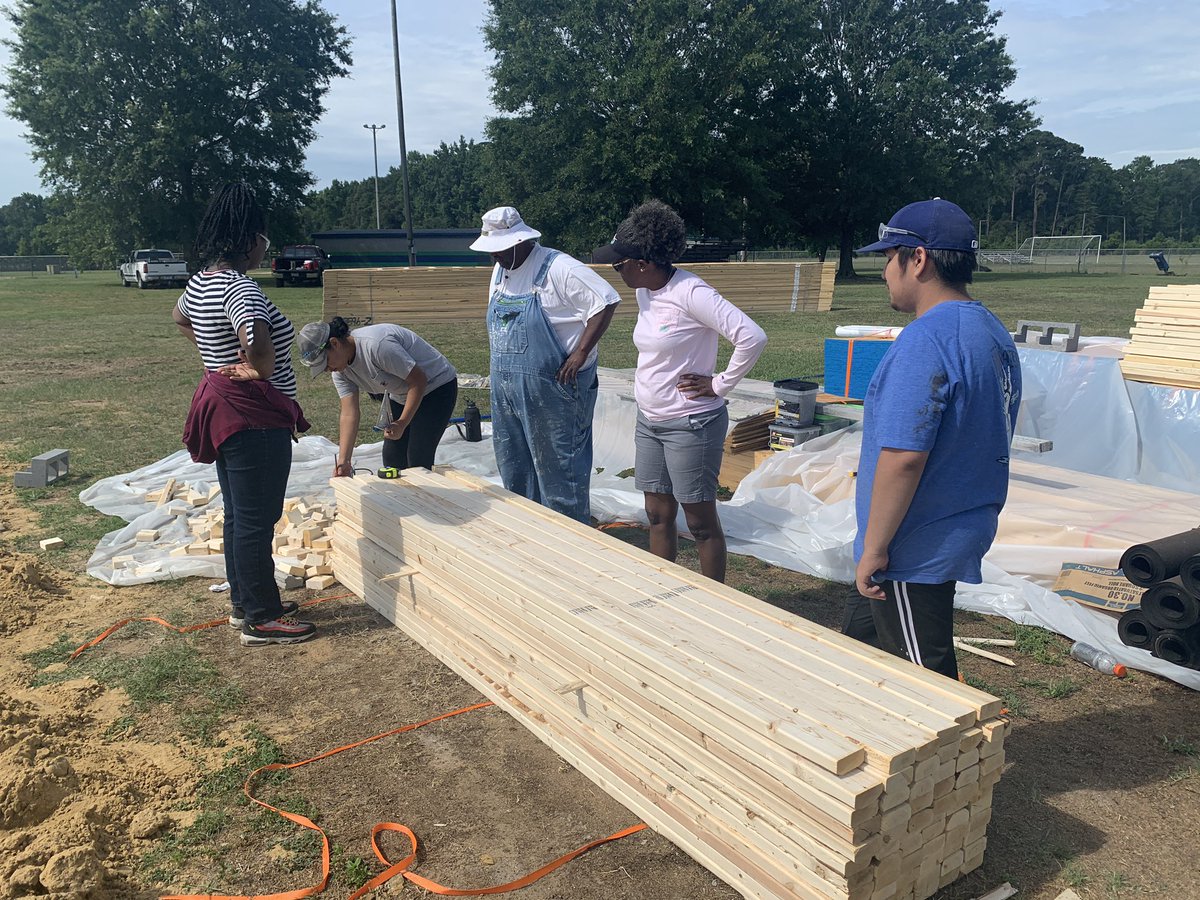 Beverly Boltinhouse tweet media