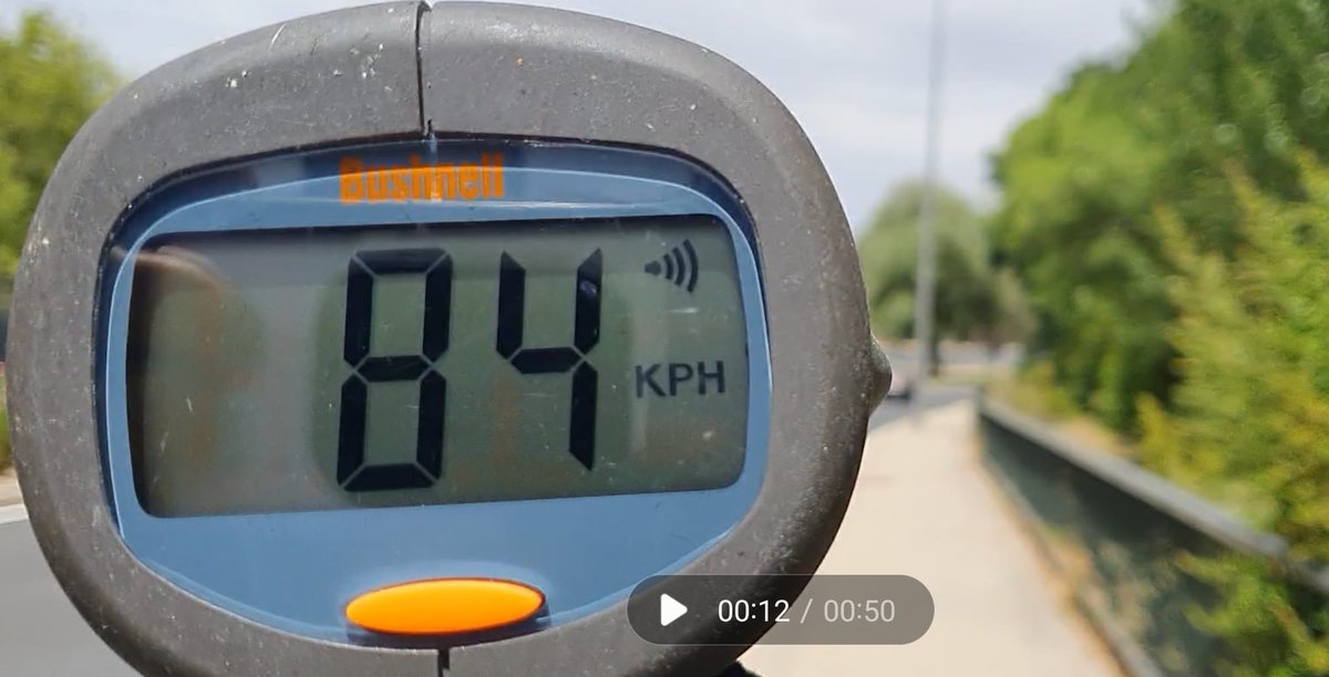 pedalibre's tweet photo. Recientemente, el @MADRID ha pintado @timocarril CC30 en la Av Logroño, en vez de construir el #carrilbici comprometido desde 2008
La evidencia es tozuda. EL carril multimodal que llaman ahora, es un FRAUDE y una VERGÜENZA que siga empleándose después de 10 años de INEFICACIA😡🚳 https://t.co/JvvvkqiCBt