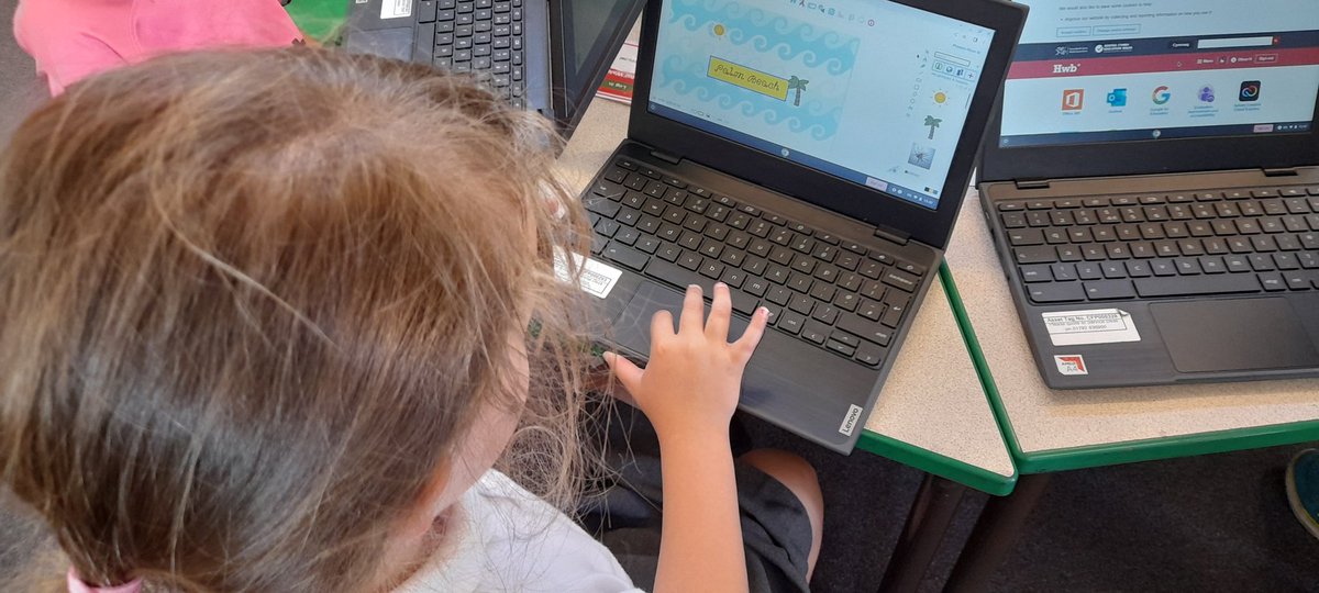 CraigfelenP's tweet photo. We designed some amazing posters for our business using J2E today! @HwbNews #PrimEnt22 #cfpdcf #cfp2 https://t.co/i5paH3grgQ