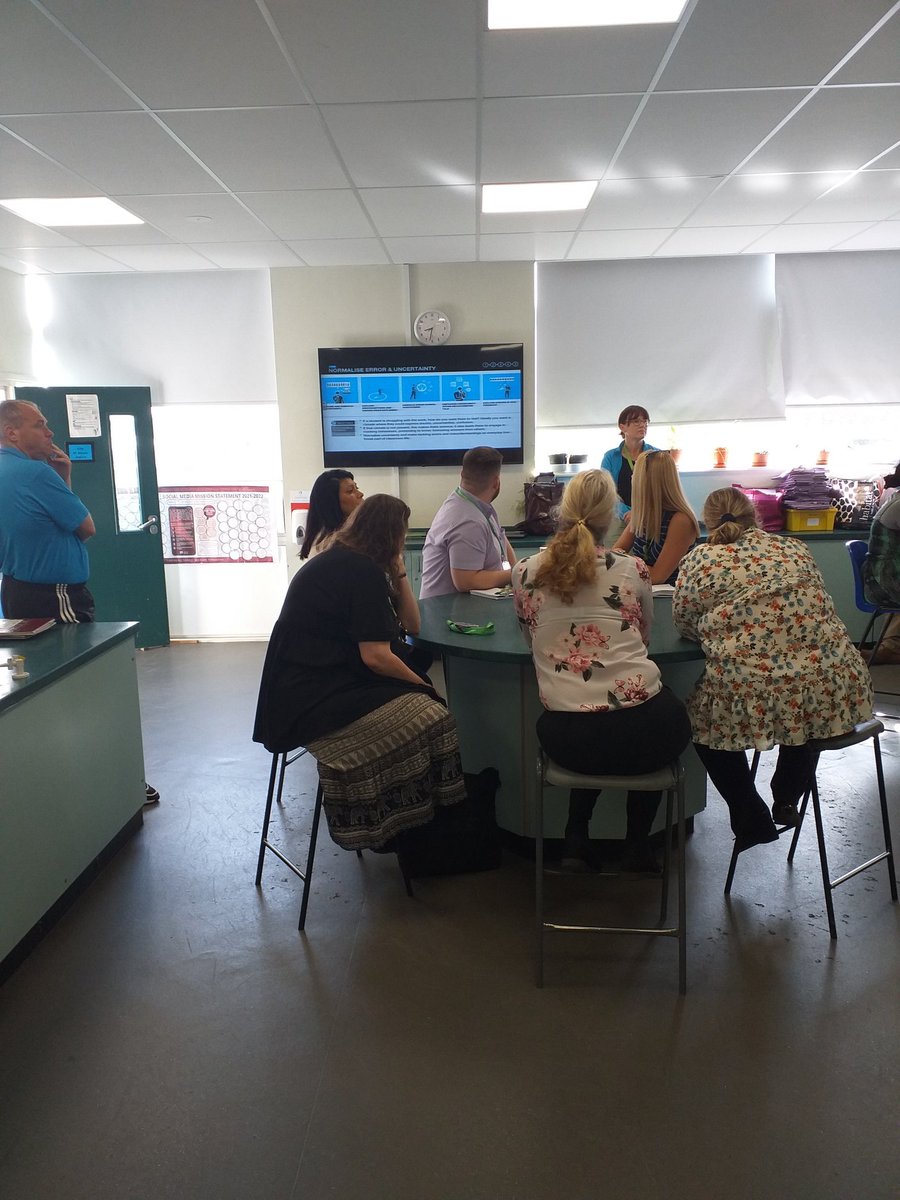 LLinsladet's tweet photo. Bright Spots this morning @linsladeschool on Questioning and Thinking Hard. Thanks Ben @Cedars_Upper @CedarsHistory - fantastic ideas and insight using @WALKTHRUs_5 Thanks for coming over!
#Epiclearners #Epicleaders @ChilternLT https://t.co/U45IAk57op