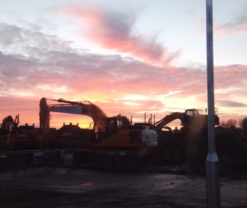 HorizonRem's tweet photo. It's the #LongestDay of the year and we wanted to share with you some of the stunning sunsets we've captured on site. No chance of that today though, with the sun setting at around 9:20pm! 🌇

#SummerSolstice #Sunsets #Remediation #Suez #Aylsham https://t.co/azBDASlQUk