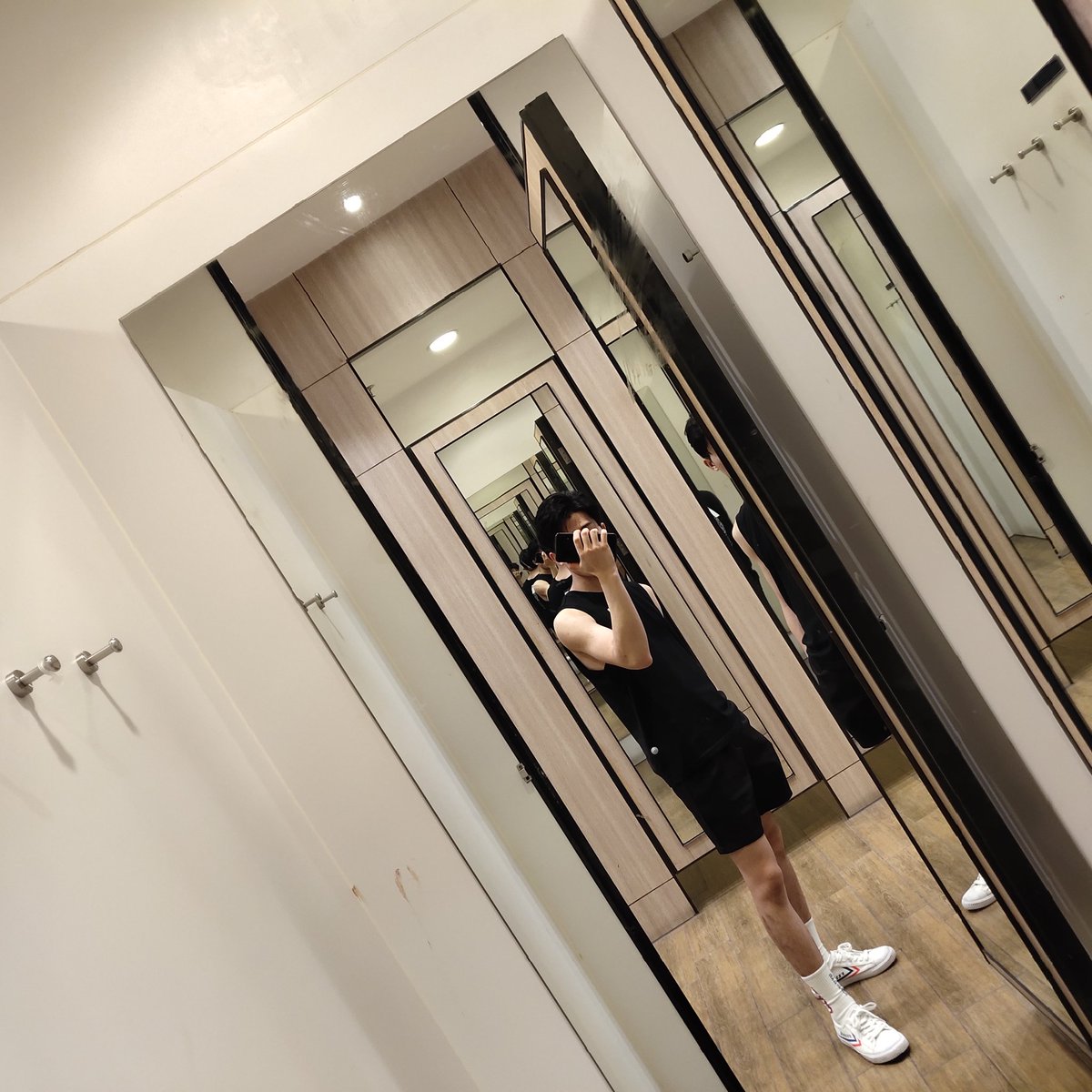 Y36065613's tweet photo. 这次1和0都给你们满足了🙄 https://t.co/Eoown5nazN