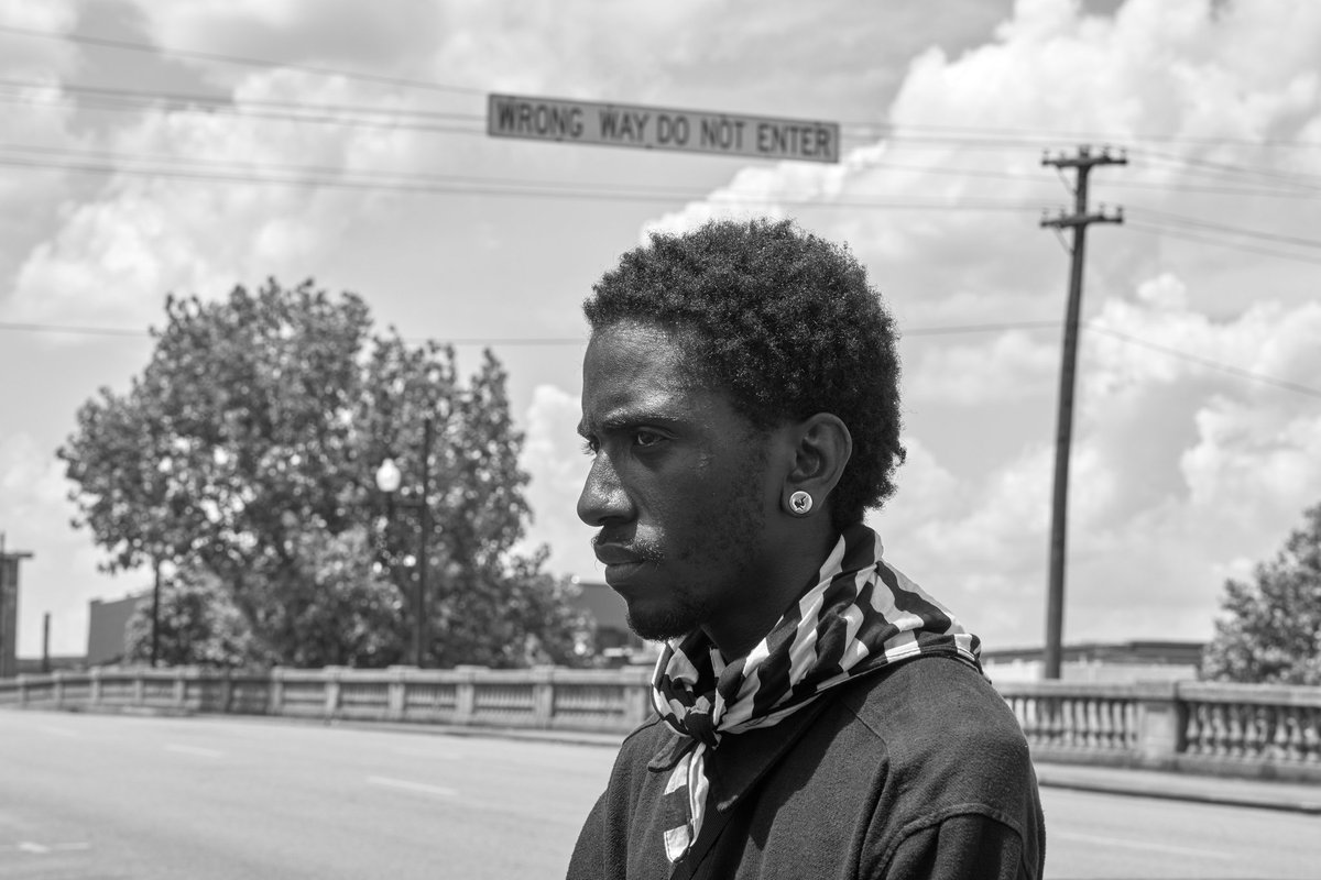 USOP_UNTOLD's tweet photo. Photography by @bsanfordjr 
Artist @FranceskoART 
#franceskoART 2022
#ARTIST #BLACKART #photography #blackandwhitephotography #Monochrome @NikonUSA https://t.co/RtXkJaZX5k