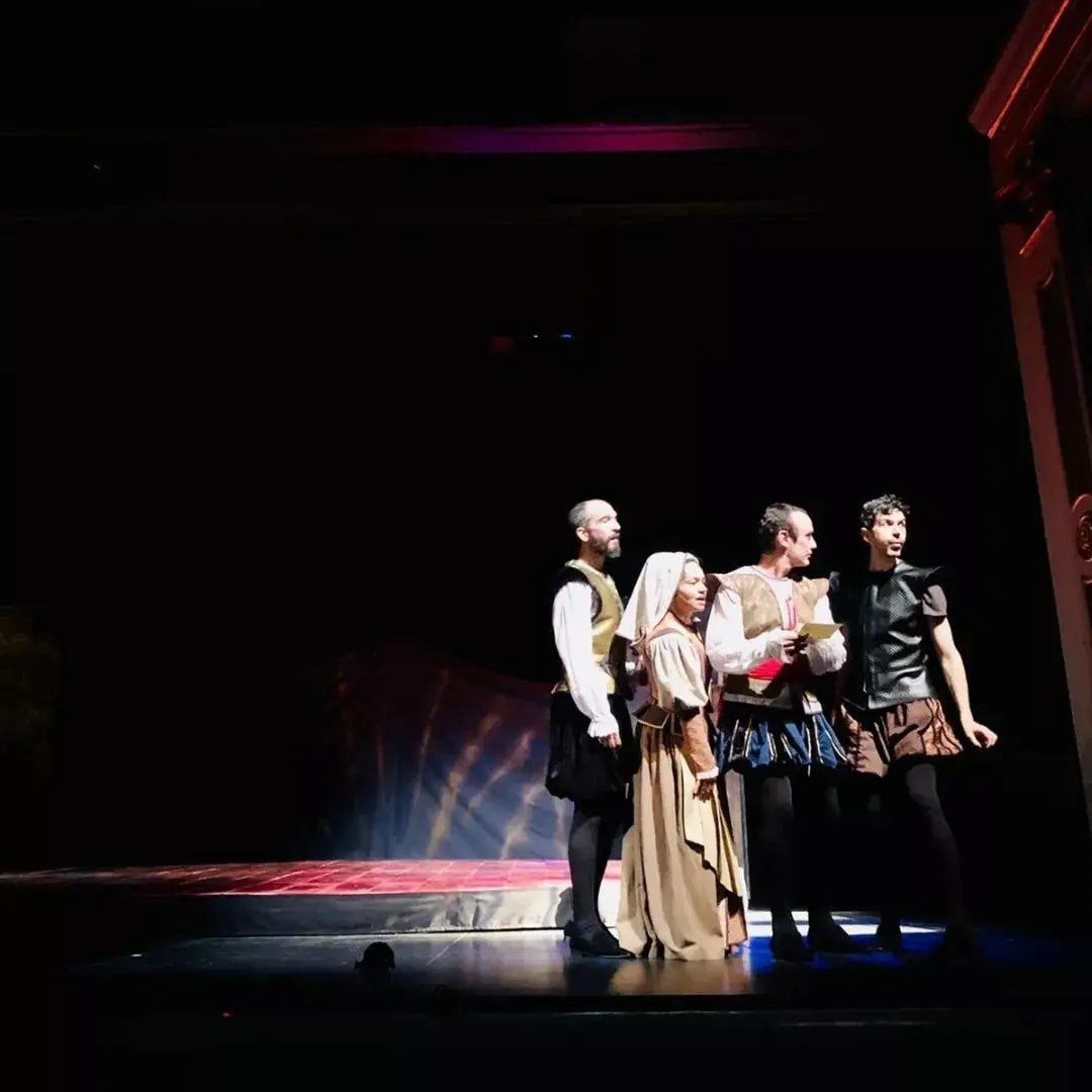 BeqVeg's tweet photo. Participamos en el movimiento escénico de Factoría Teatro Marrid en la nueva producción  "EL MARQUÉS DE LAS NAVAS" estrenada el 19 de junio en el TEATRO SALÓN DE CERVANTES Festival de Teatro Iberoamericano Clásicos de Alcalá. Muy agradecidas a todo el equipo. https://t.co/lqGIEvsLv9