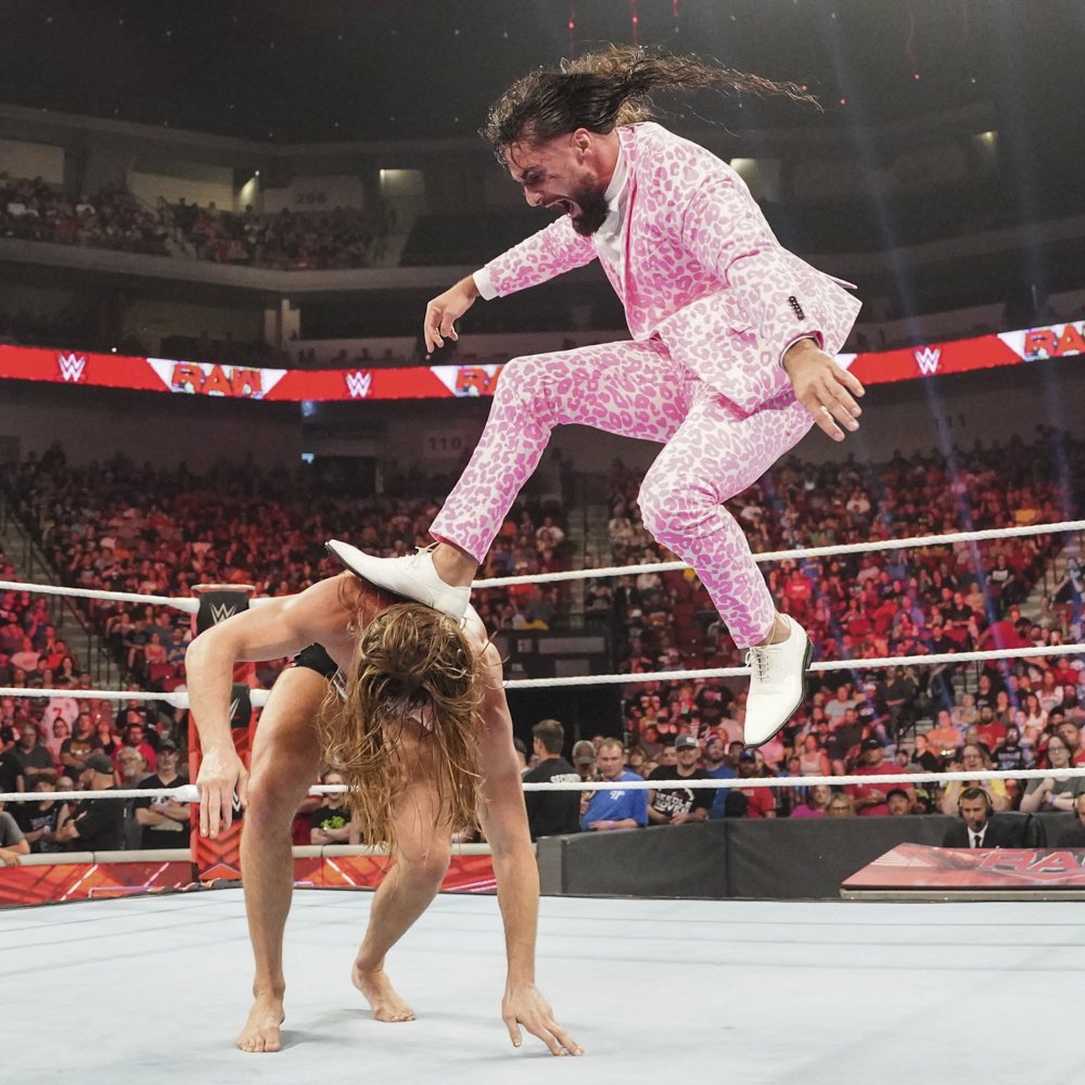 SethRNet's tweet image. #WWERAW Digitals: sethrollinsphotos.com/thumbnails.php…
 #SethRollins #SethFreakinRollins #RollinsForever #EmbracetheVision #MondayNightRollins #WWE #Raw