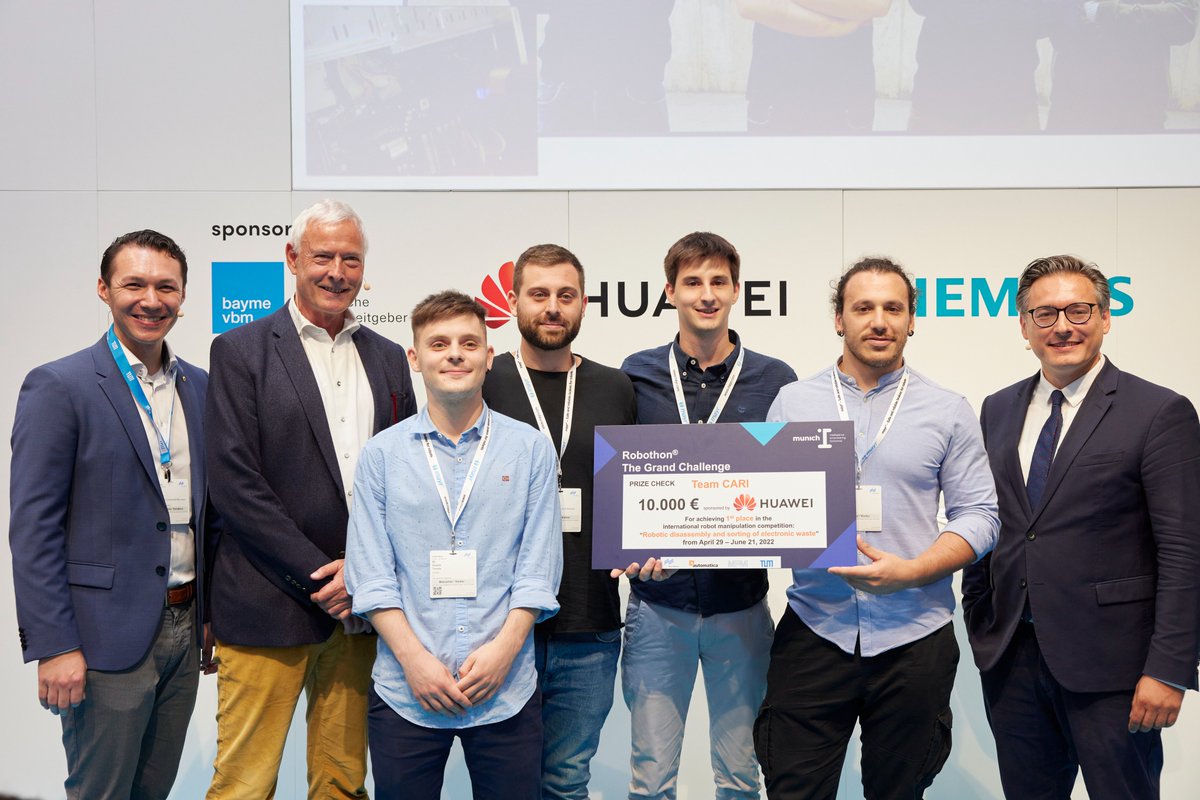 Here they are, the winners of the Robothon® Award 2022. 🤩 Congratulations, well done!

➡️Team CARI
➡️Team Singularitas 
➡️Team Robo TechX 
➡️Team MMR UAS Technikum Vienna 
➡️Team RoboPig

#automatica #robotics #award
