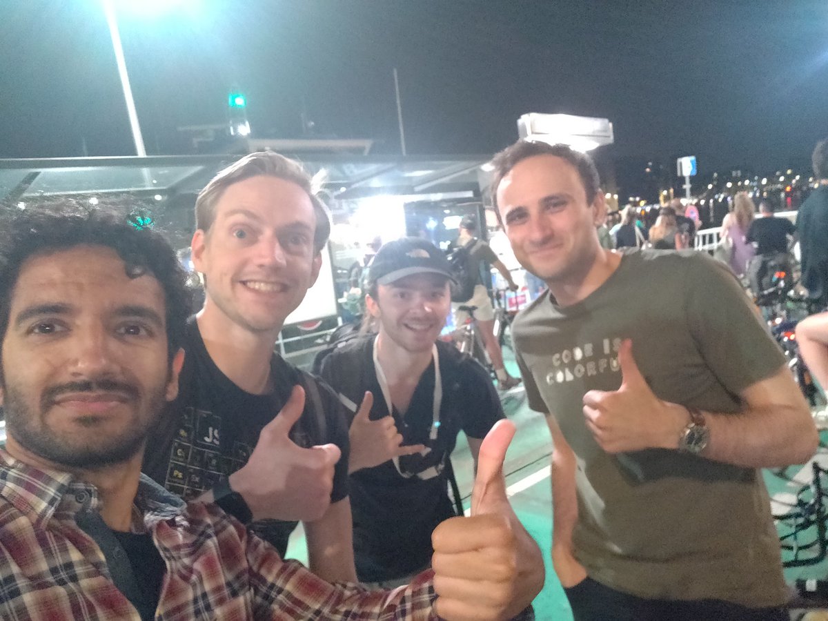 Nikhil 🐧 tweet media