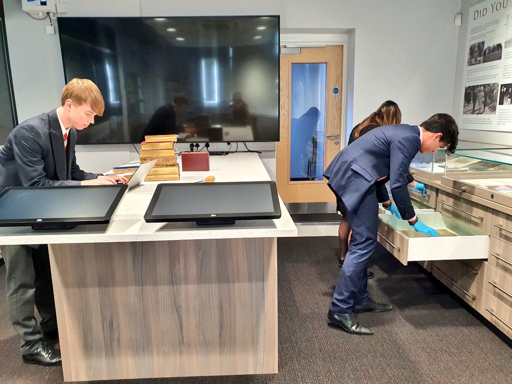 NThorpeBS's tweet photo. Preparing for #Commem with fantastic help from @BromsService #ArchiveClub students, checking exhibition cases, curating temporary displays and interviewing leavers about their @BromsSchool experience. https://t.co/leh5IIAfU7
