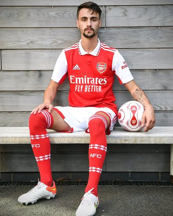 Afc_ahmed_'s tweet photo. OFFICIAL🚨 @Arsenal
Yeees! MY guy just look awesome
#hittheFollowbutton https://t.co/vGLFQGLDpG