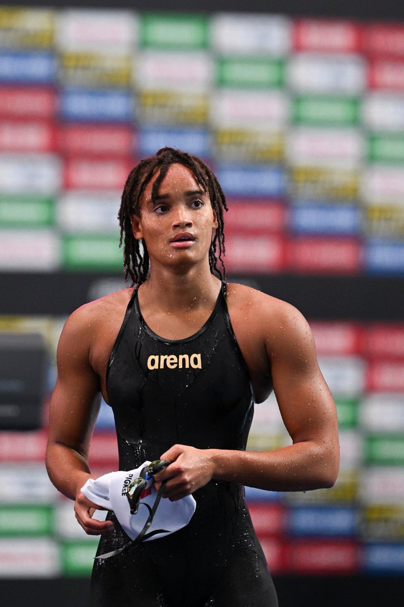 #EnDirect #Budapest2022 #Natation
Analia PIGRÉE fait le 2e temps des demi-finales du 50m dos en 27.29. Qualifiée pour la finale et nouveau record de France 👏🏼🇫🇷
📸 KMSP/S.KEMPINAIRE 
#TeamFrance #TeamFFN