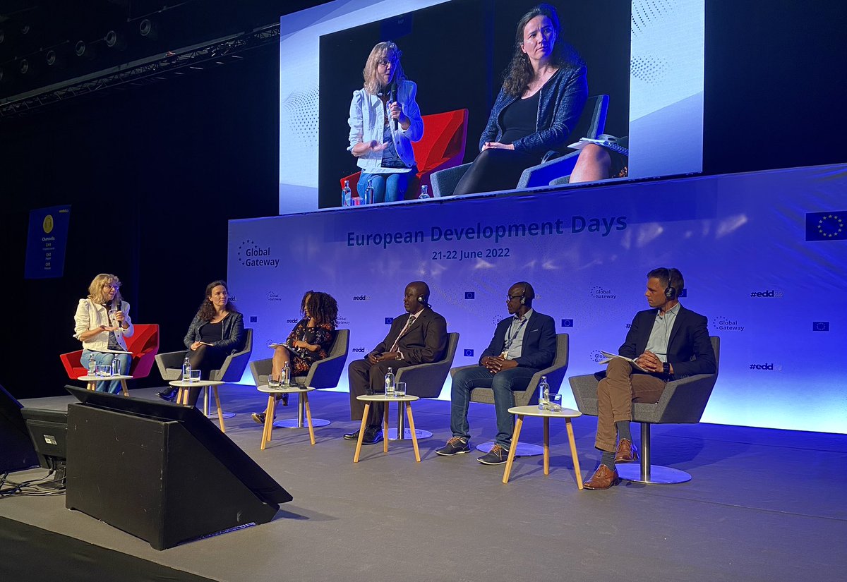 acpeuculture's tweet photo. 🔴 #LIVE

How does offline/online education do build the resilience of vulnerable #youth ?

This is happening now at Studio 5 @ Brussels Expo!

#EDD22
#GlobalGateway https://t.co/pbmpFXGwek
