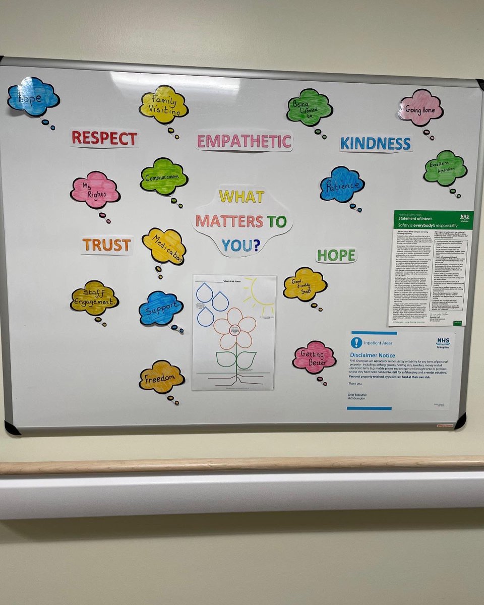 Teammuick's tweet photo. 🌸🦋What Matter’s to You?🦋🌸

For Matters to Me Day 2022 we at Fyvie were interested to find out what matters to our patients! We decided to match this with a ‘Feel-Good Flower’ and Butterfly Wall display, which patients loved putting together with us!💙 https://t.co/8DFfyvLHEK