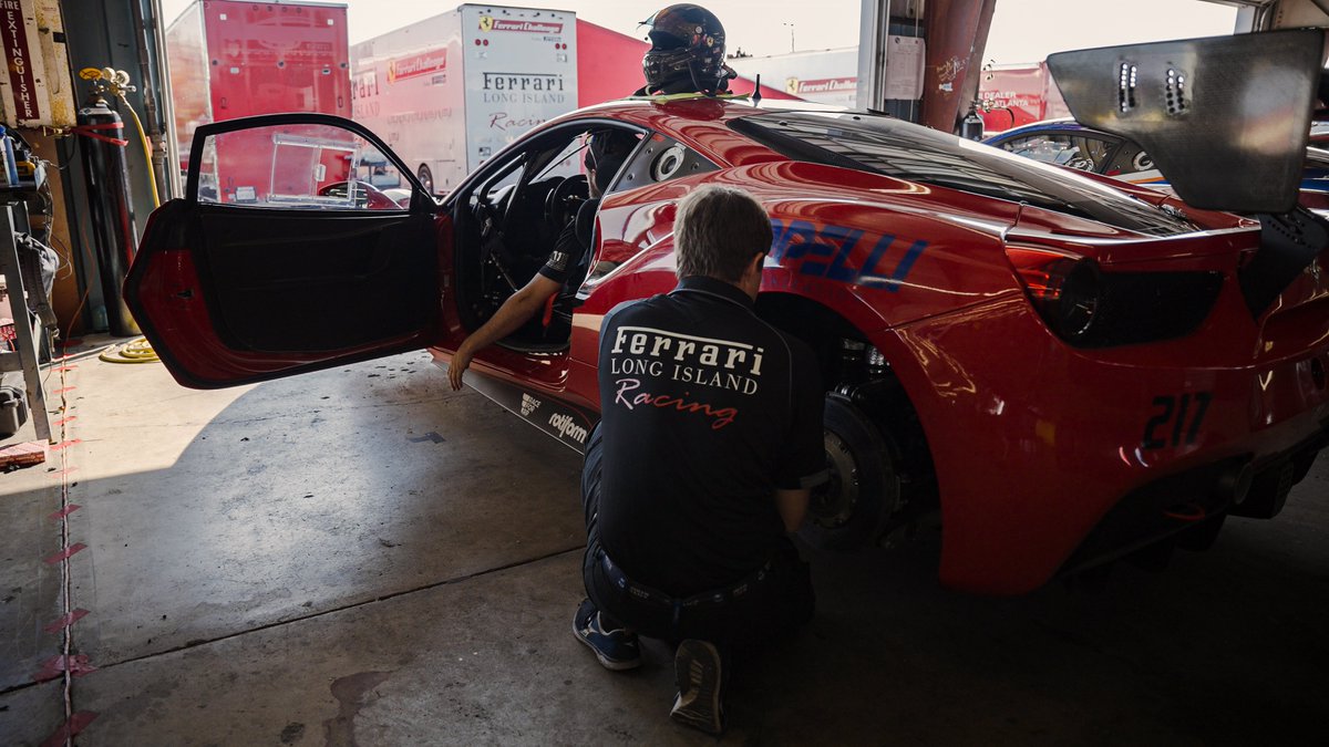 ferrariLINY's tweet photo. #TrackTuesdays continue 🏁 #Ferrari @ferrariraces https://t.co/cQBldl2Ci2