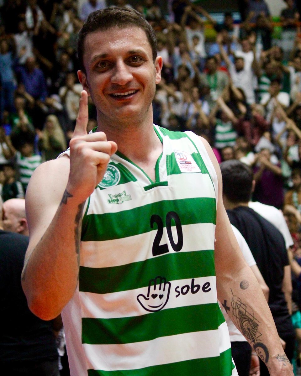 Bireysel ve takım olarak içinde bir çok hikayeyi barındıran sezonu şampiyonluk yaşayarak bitirmiş olmanın mutluluğunu yaşıyoruz.Emeği geçen herkese sonsuz teşekkürler. 🏆🟢⚪️ <a href="/konyasporbasket/">Konyaspor Basketbol</a>