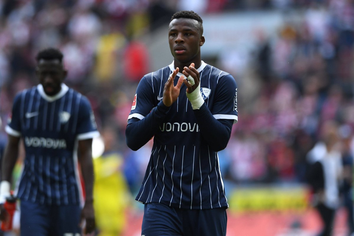 Armel #BellaKotchap verlässt die Castroper Straße und wechselt in die <a href="/premierleague/">Premier League</a> zu <a href="/SouthamptonFC/">Southampton FC</a>! 

Danke für deinen wunderbaren Einsatz im #meinVfL-Dress, Armel!🙏 Ganz viel Erfolg auf der Insel!