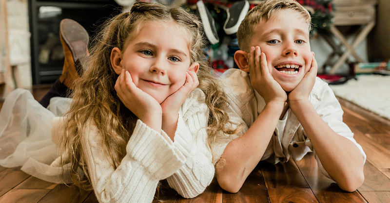 JNJNews's tweet photo. Meet Allison Galloway, mom of two children with retinitis pigmentosa, a rare genetic disorder that often leads to vision impairment. Galloway shares their story of resilience as they navigate life with the disease while scientists use genetic testing to help diagnose patients.