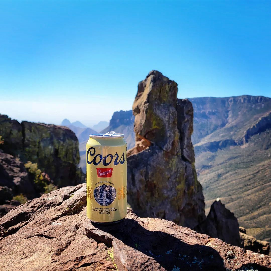 Longer days. Longer happy hours.

📸 : dingess_jason