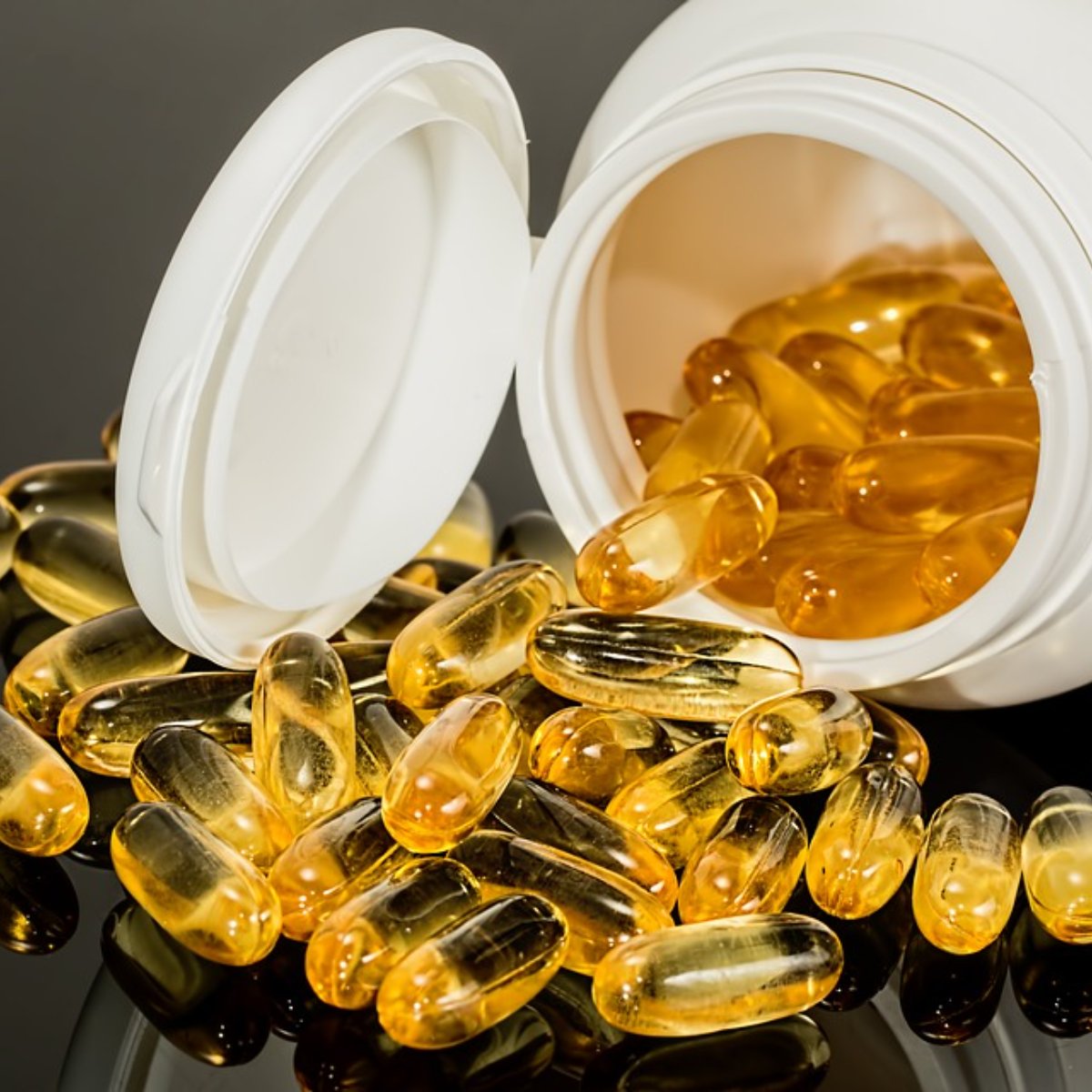 ChapmanRx's tweet photo. Need help figuring out what vitamins and supplements you should take? Let's chat! #ChapmanPharmacy #Pharmacy #Vidalia #Chapman https://t.co/9q7vMFluks