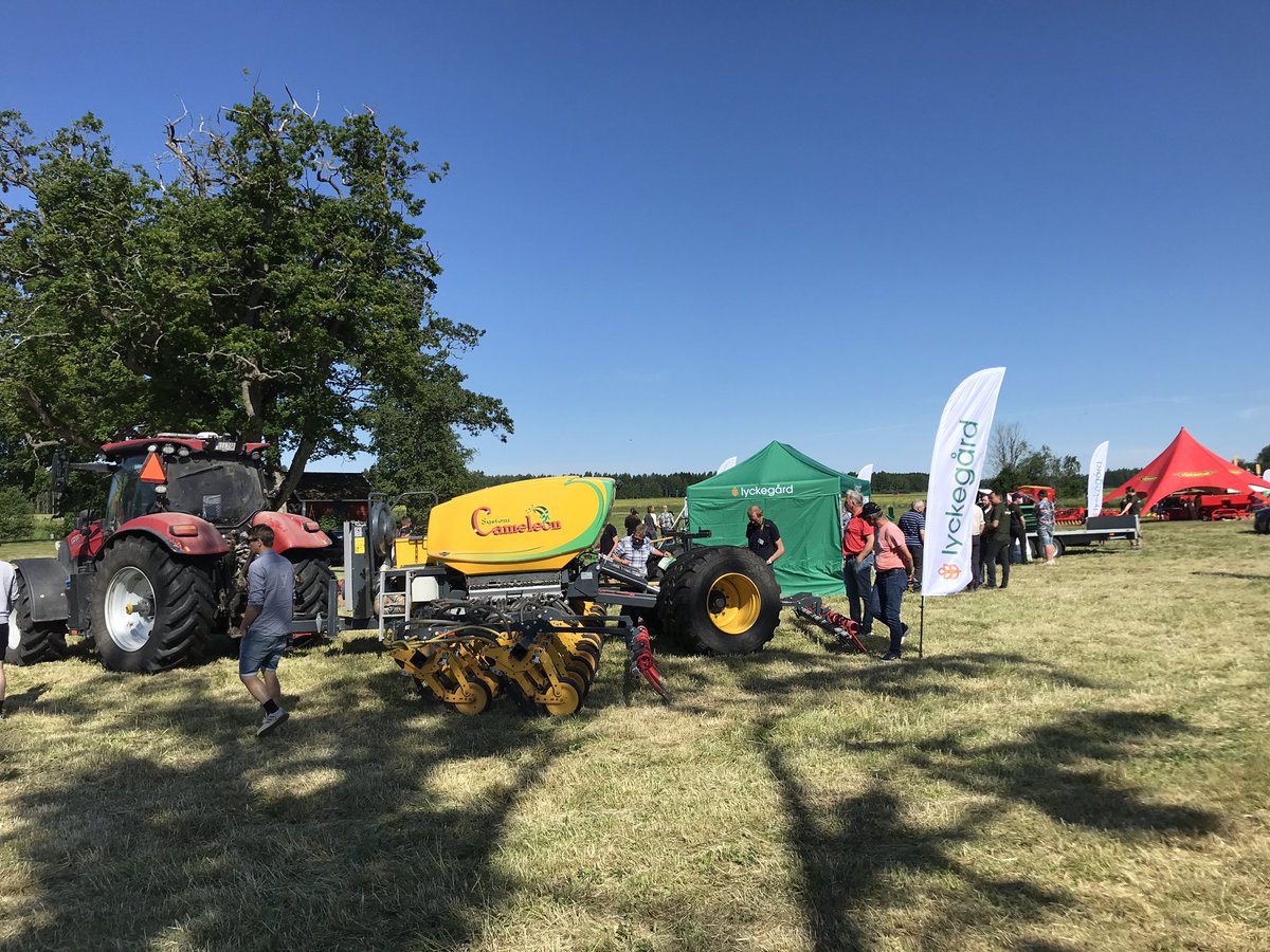 #Cameleon ja #KvickFinn kiinnostavat yleisöä runsaasti #Slätte Peltopäivässä. #Luomu <a href="/Lyckegard/">Lyckegard</a>
