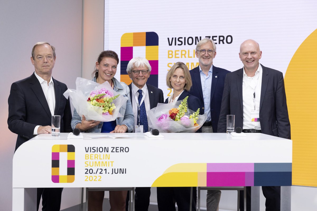 Wir bedanken uns bei allen Beteiligten für zwei spannende Tage Vision Zero Summit gefüllt mit zahlreichen Vorträgen, Diskussionen und Gesprächen!