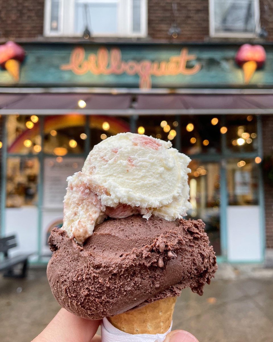 outandacross's tweet photo. Happy first day of summer! To help with summer vibes, I put together an ultimate ICE CREAM ROAD TRIP across Canada—with 30 delicious stops!

Is your favourite cone on the list? https://t.co/RQroQMXRh2

@ExploreCanada #SummerSolstice2022 #IceCream https://t.co/B2on2AJyhC