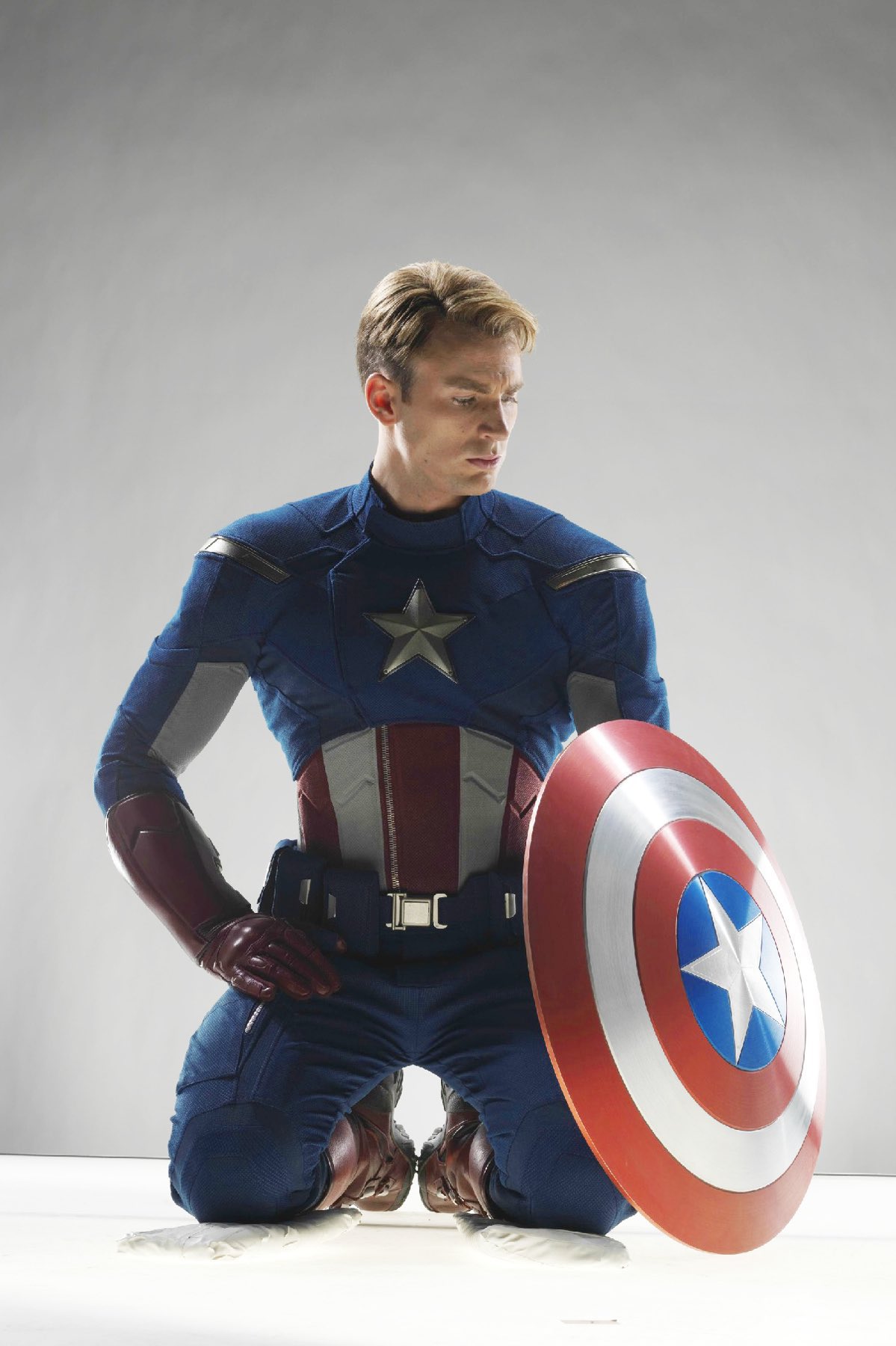 Rechazo Atrevimiento Solo haz Chris Evans News on Twitter: "#Outtake Chris Evans as Steve Rogers/Captain  America in Marvel's The Avengers (2012) ✨ https://t.co/uYEOoDJHTr" / Twitter