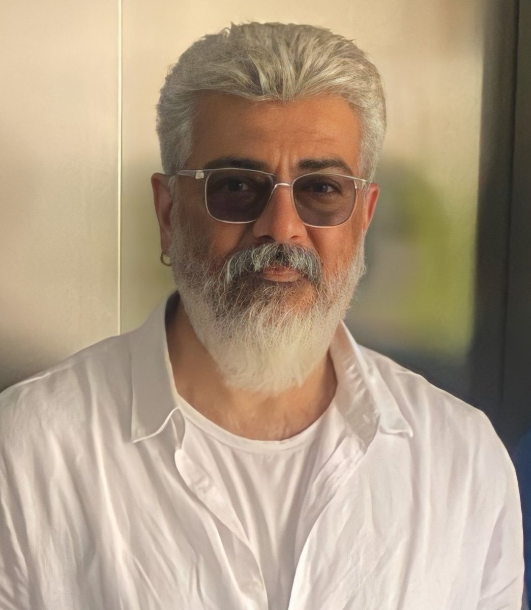 GtSabarish's tweet photo. Sorry for late coming frds
#என்றும்_தலஅஜித் https://t.co/Zf5P5M2yzT