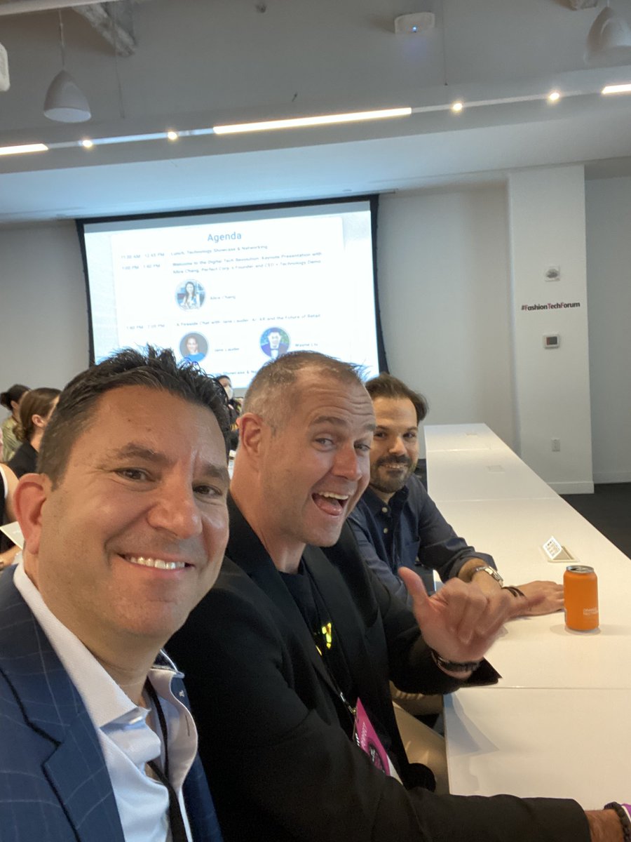 greghkahn's tweet photo. Fashion, beauty and luxury is leading the way in #Web3

Checking out #BeautyTechForum at @NFT_NYC to see the latest advancements. 

Many learnings that could be applied to other industries.

@YouCamApps https://t.co/48e8jeKehR