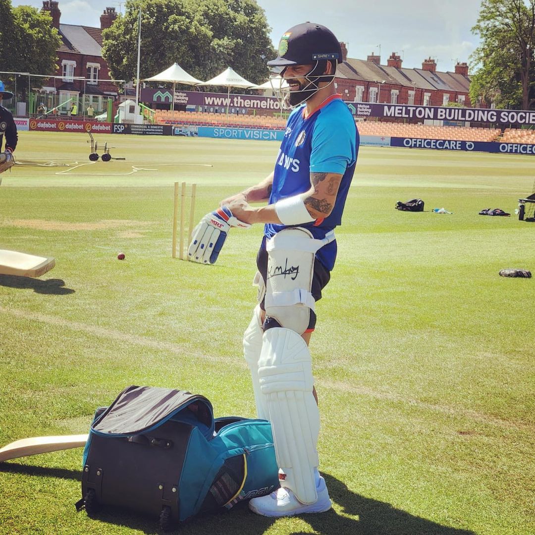 imVkohli's tweet photo. Practice well. Stay happy 😃✌ https://t.co/agBgIlCJiV