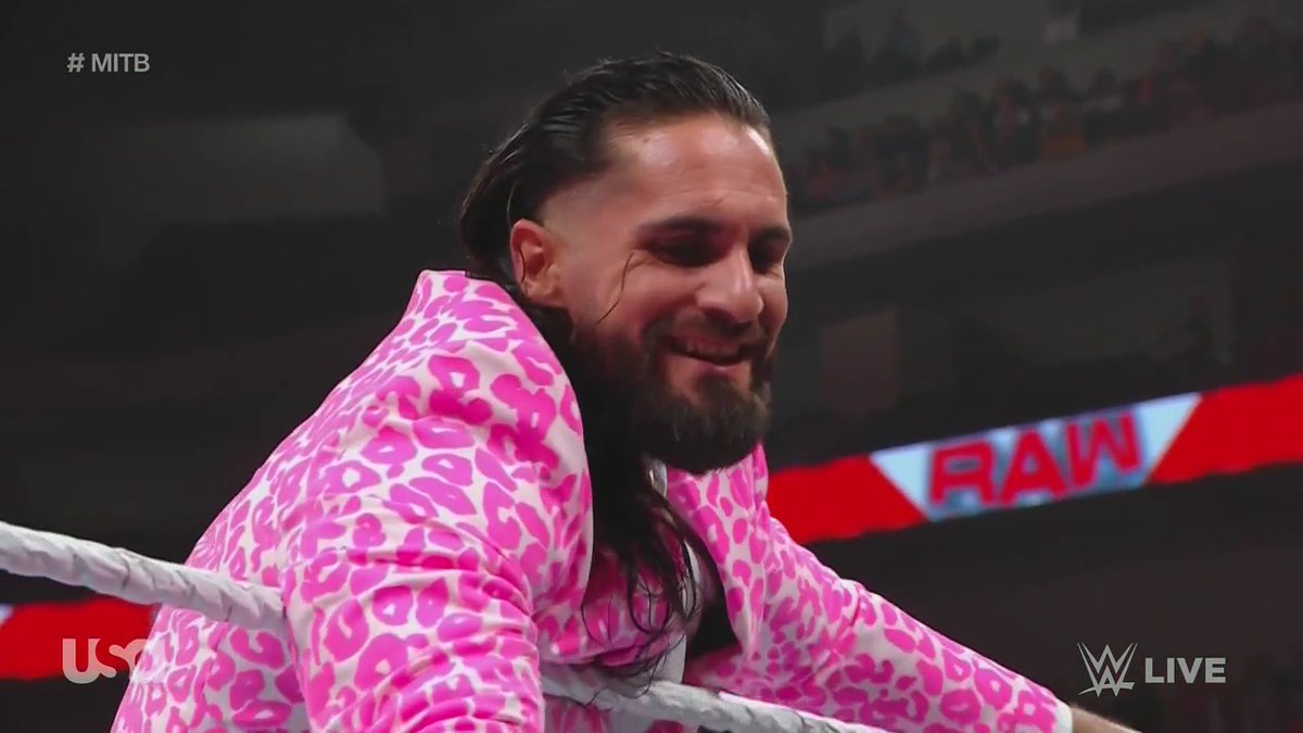 SethRNet's tweet image. HQ #WWERAW Screencaptures: sethrollinsphotos.com/thumbnails.php…
 #SethRollins #SethFreakinRollins #RollinsForever #EmbracetheVision #MondayNightRollins #WWE #Raw