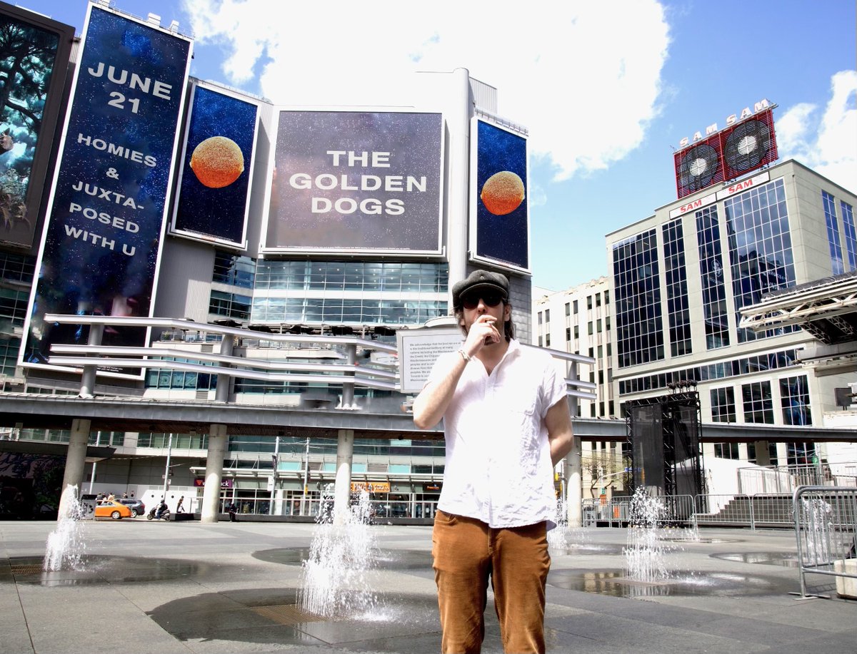 first day of summer. first new music from us in a dog's age. seemed appropriate. listen/buy/enjoy here:
linktr.ee/thegoldendogs