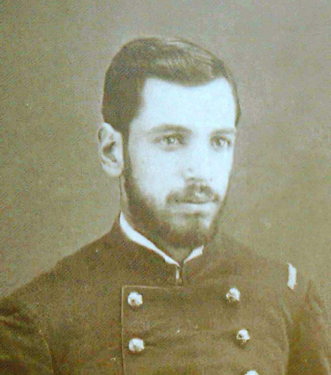 Otra restauración que hice hace tiempo es el hermano de Arturo Prat, Ricardo Prat Chacón, aquí en Twitter no soy tan popular como en ins.. Ojalá les guste mi trabajo