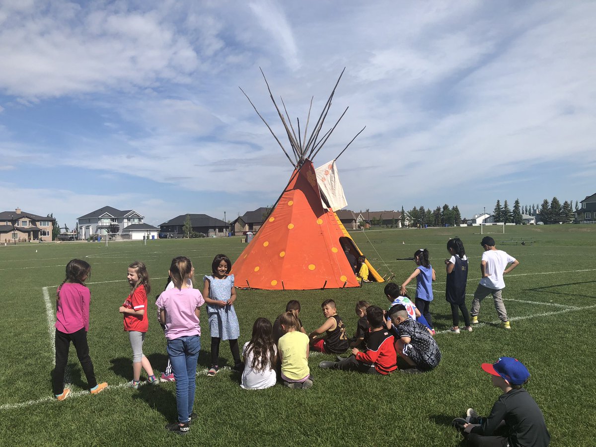 Our second exciting part of National Indigenous Peoples day was going into a tipi!  Thank you <a href="/mackenzi_newman/">mackenzi newman</a> for organizing this for us <a href="/EastLakeRVS/">East Lake School</a> #NIPD2022 #rvsed